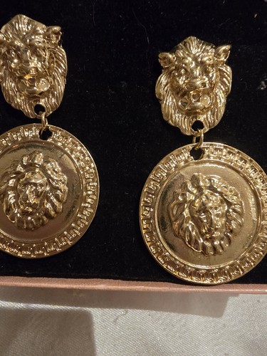 Carat gold plated lion head - lion,