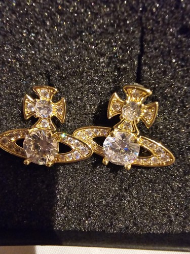 Trendy crystal stud earrings - earrings,