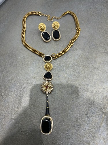 Sabyasachi full set with - set,